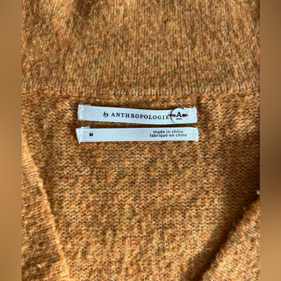 Anthropologie Warm Brown Oversized V-Neck Sweater. Size Medium - Picture 5 of 9